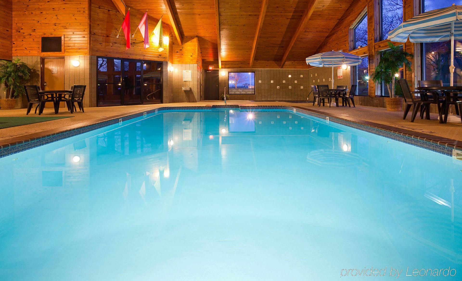 Americinn By Wyndham Garden City Εξωτερικό φωτογραφία
